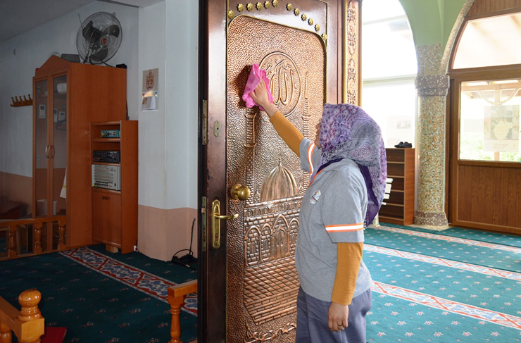 bld-cami temizliği2