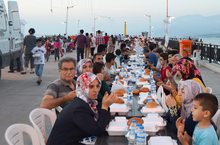 bld-iftar yemeği7