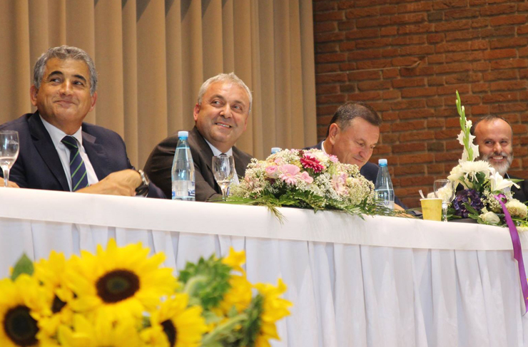 gadir-hum-konferansi1