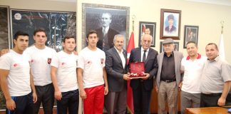 KKTC’li Sporculardan Başkan Seyfi Dingil’e Ziyaret
