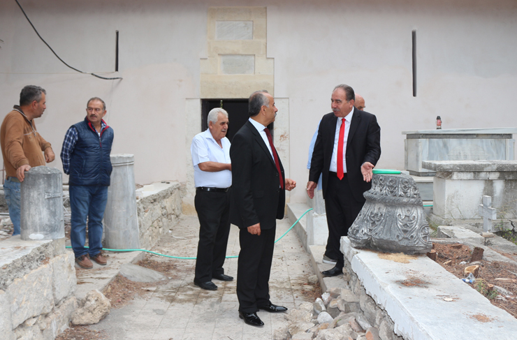 arsuz-cami-ve-kilise1