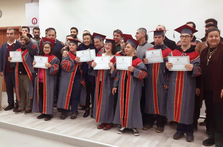 down-sendromlu-cocuklar4