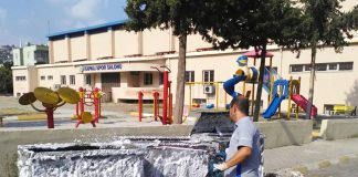 İskenderun’da Çöp Konteynerleri Dezenfekte Ediliyor