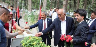 Bayram Arifesinde Şehitler Ziyaret Edildi