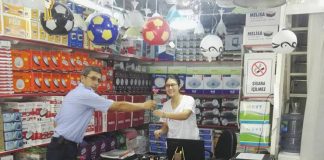 İskenderun Zabıtasından Esnafa Karanfil