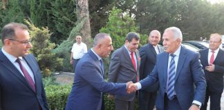 Vali Ata İl Yöneticileriyle Bayramlaştı