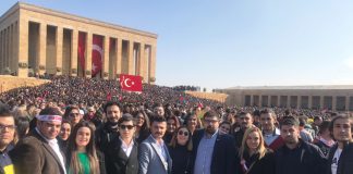 Ata’nun Huzuruna Çıkan CHP’li Gençlerden Teşekkür