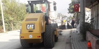 Arsuz’da Altyapı İçin Kazılan Yollara Onarım Çalışmaları Yapılıyor