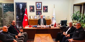 Belediye Başkanı Seyfi Dingil Konuklarını Makamında Ağırladı