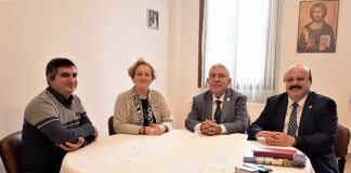 CHP’li Korkmaz’dan Katolik Kilisesine Ziyaret