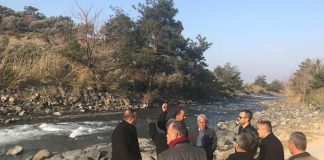 Kaymakam Sarı’dan Üçgüllük Ada Mahallesi’nde İnceleme