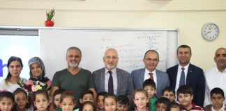 Başkan Tosyalı Fatih İlkokulunda Öğrencilerle Bir Araya Geldi