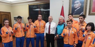 Şampiyon Boksörlerden Dizi Ziyaret!