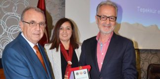 Prof. Dr. İskender Sayek, İTSO’da Çocuk Kanserlerine Dikkat Çekti