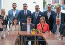 Vekil Kara ve Kaymakam Eroğlu Arsuz’da Paskalya Coşkusunu Paylaştı