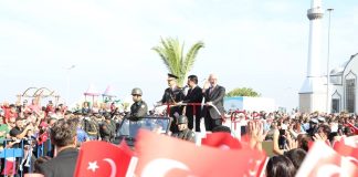 İskenderunlu 100 Yıllık Cumhuriyetine Sahip Çıktı!