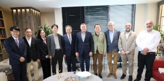 Kim: “Hatay’da İnsanları Biraz Daha Umutlu Gördüğüme Sevindim”