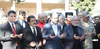 Deprem Şehitleri Mezarları Başında Anıldı