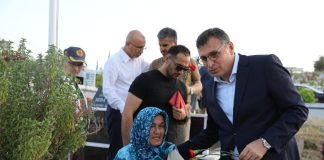 Deprem Şehitleri Mezarları Başında Anıldı