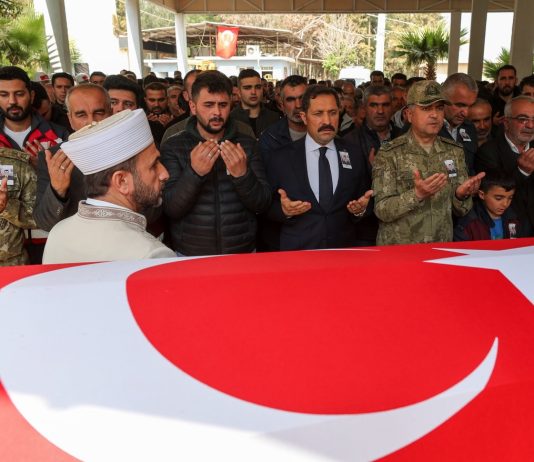 Hatay Şehidini Gözyaşları ve Dualarla Uğurladı