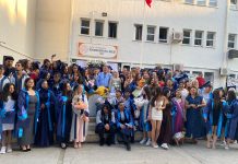 İskenderun Lisesi’nde Mezuniyet Coşkusu