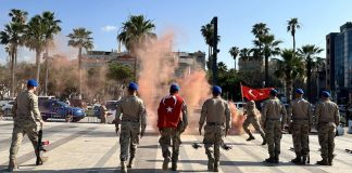 İskenderun’da Jandarma Komandolarından Nefes Kesen Gösteri