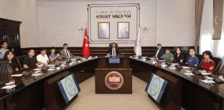 Hatay’da Türkiye Derecesi Yapan Öğrenciler Vali Masatlı Tarafından Kabul Edildi