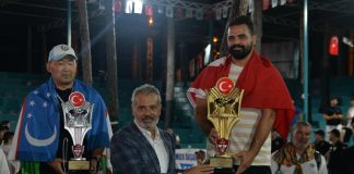 Festivalde Güreş Heyecanı Nefesleri Kesti