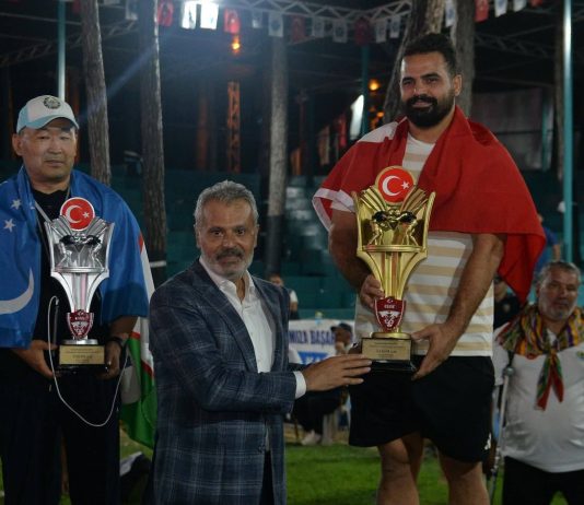 Festivalde Güreş Heyecanı Nefesleri Kesti