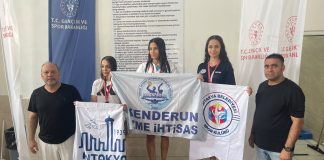 İskenderun’da Zafer Bayramı Haftası’nda Yüzme Heyecanı Yaşandı
