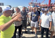 Balıkçılar 5 Gün Sonra Teknelerini Demirledi