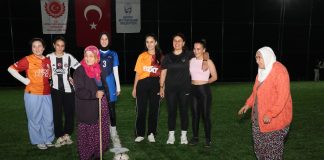 Kadınlar Cumhuriyet Coşkusunu Halı Sahada Yaşadı